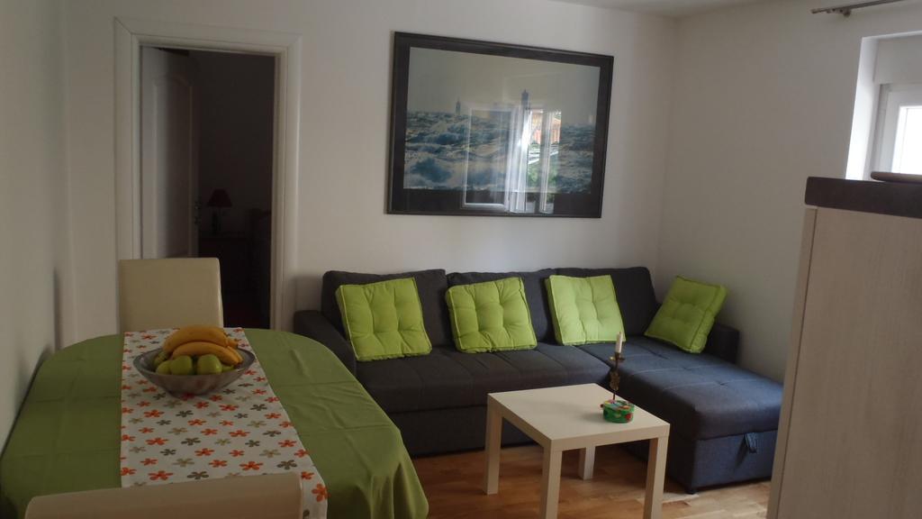 Ferienwohnung Apartman Zara Zimmer foto